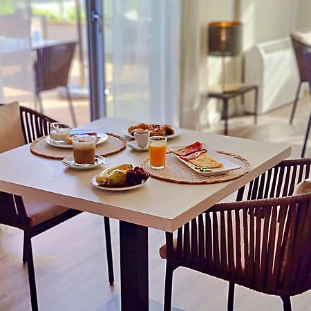 Boutique Hotel Oriola Кала-Сан-Вісенте Екстер'єр фото