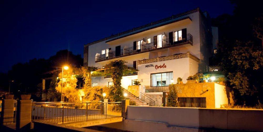 Boutique Hotel Oriola Кала-Сан-Вісенте Екстер'єр фото