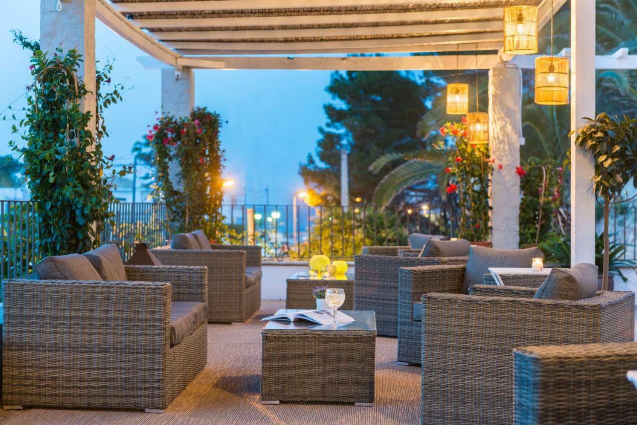 Boutique Hotel Oriola Кала-Сан-Вісенте Екстер'єр фото